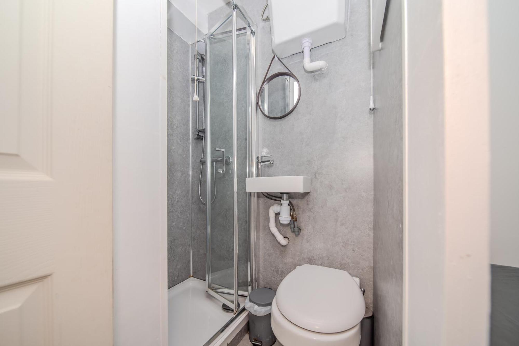 Harmonynest Parkview Elegance Hotel London Exterior photo